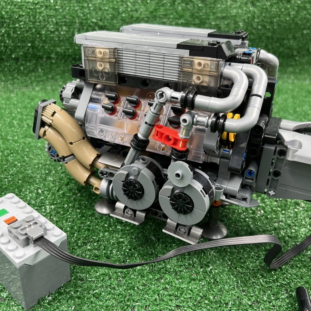 Mould King 10131 W16 Engine Motor Double V8 Cylinder Building Block Toy Set
